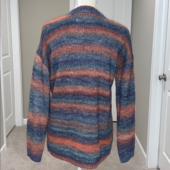 BB Dakota faded denim multi-colored crew neck sweater - Picture 4 of 6